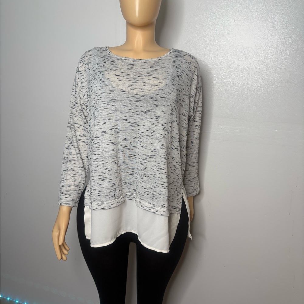LOFT Heathered Gray and White Sweater